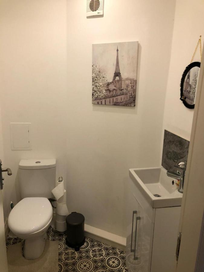 Beautiful Historic 1870 Home Fully Renovated & Modernised Belfast Exterior foto